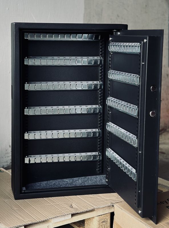 Franz Jäger Nøkkelskap 133K Dig